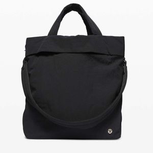 Lululemon On My Level tote bag 19L